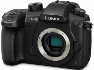 كاميرا Panasonic Lumix GH5